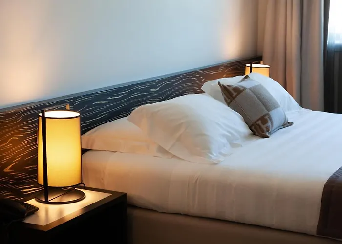 فندق G Ancona 4*