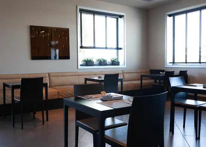 فندق G Ancona أوزيمو